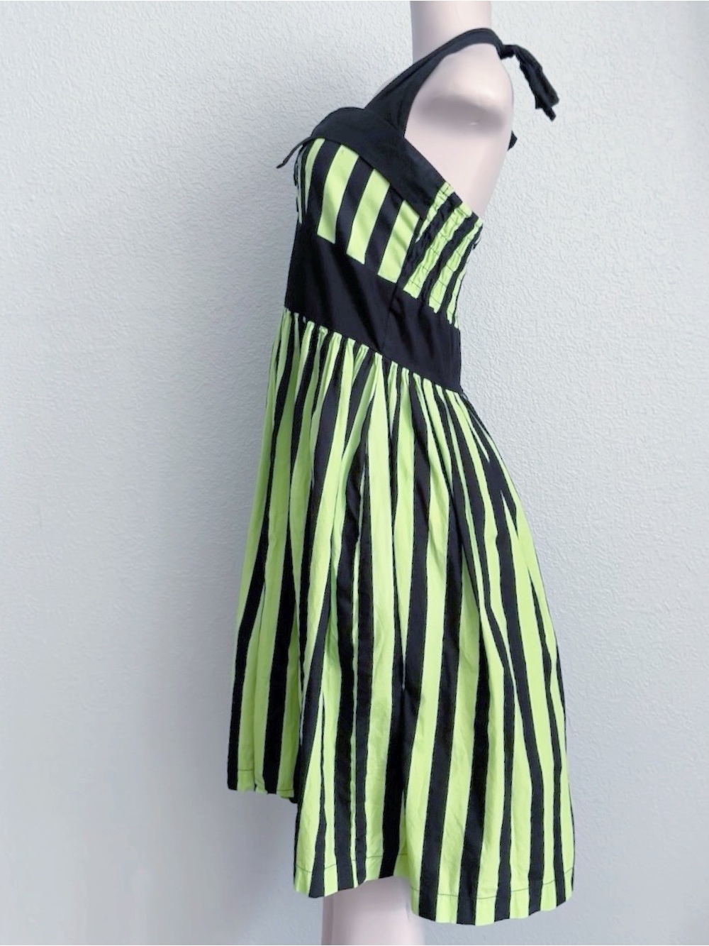 Magnolia Park Beetlejuice Costume Dress Green Black Striped Halter Rockabilly L - Picture 4 of 9